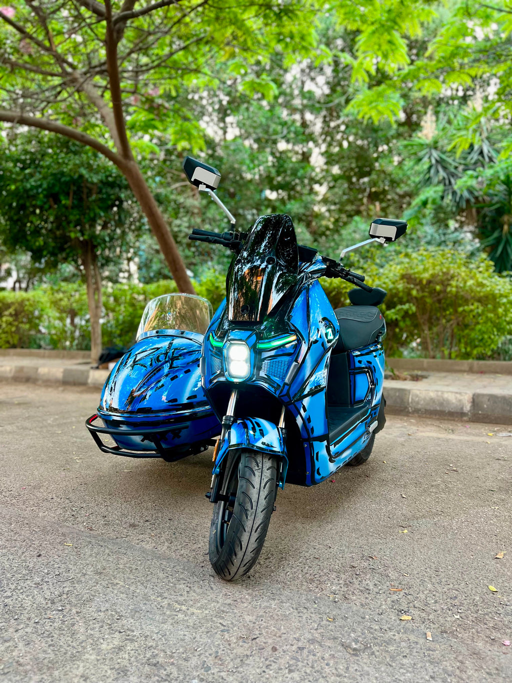 Side Car - Minimum Rental Period: 2 Days - 2000 LE / Per Day