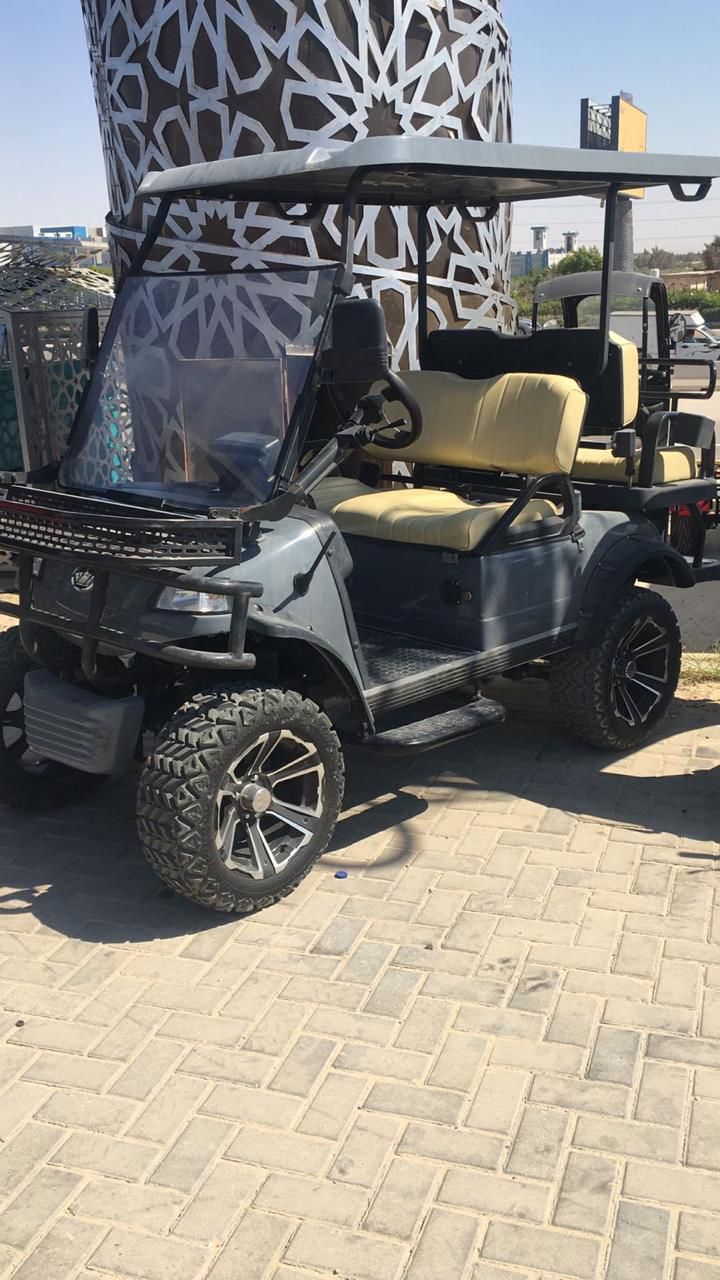 X American - 4 Seats - Off Road - 3500..LE / Per Day